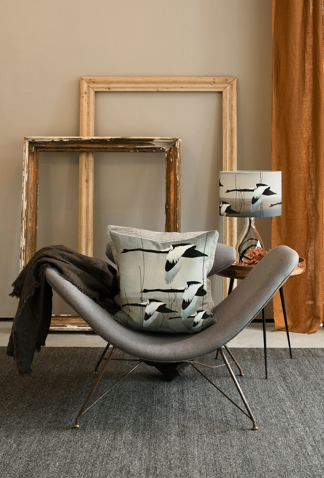 Black Swan cushion - Meditation in Flying by Anna Jacobs